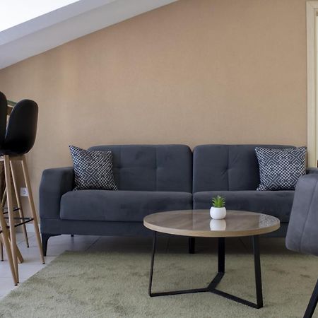 Rooftop Apartment ซริกเวนิซา ภายนอก รูปภาพ