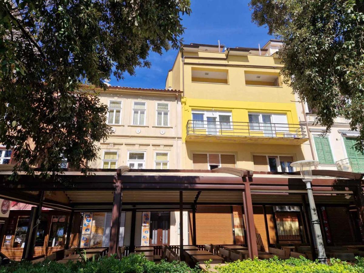 Rooftop Apartment ซริกเวนิซา ภายนอก รูปภาพ
