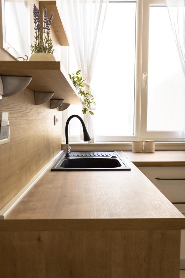 Rooftop Apartment ซริกเวนิซา ภายนอก รูปภาพ